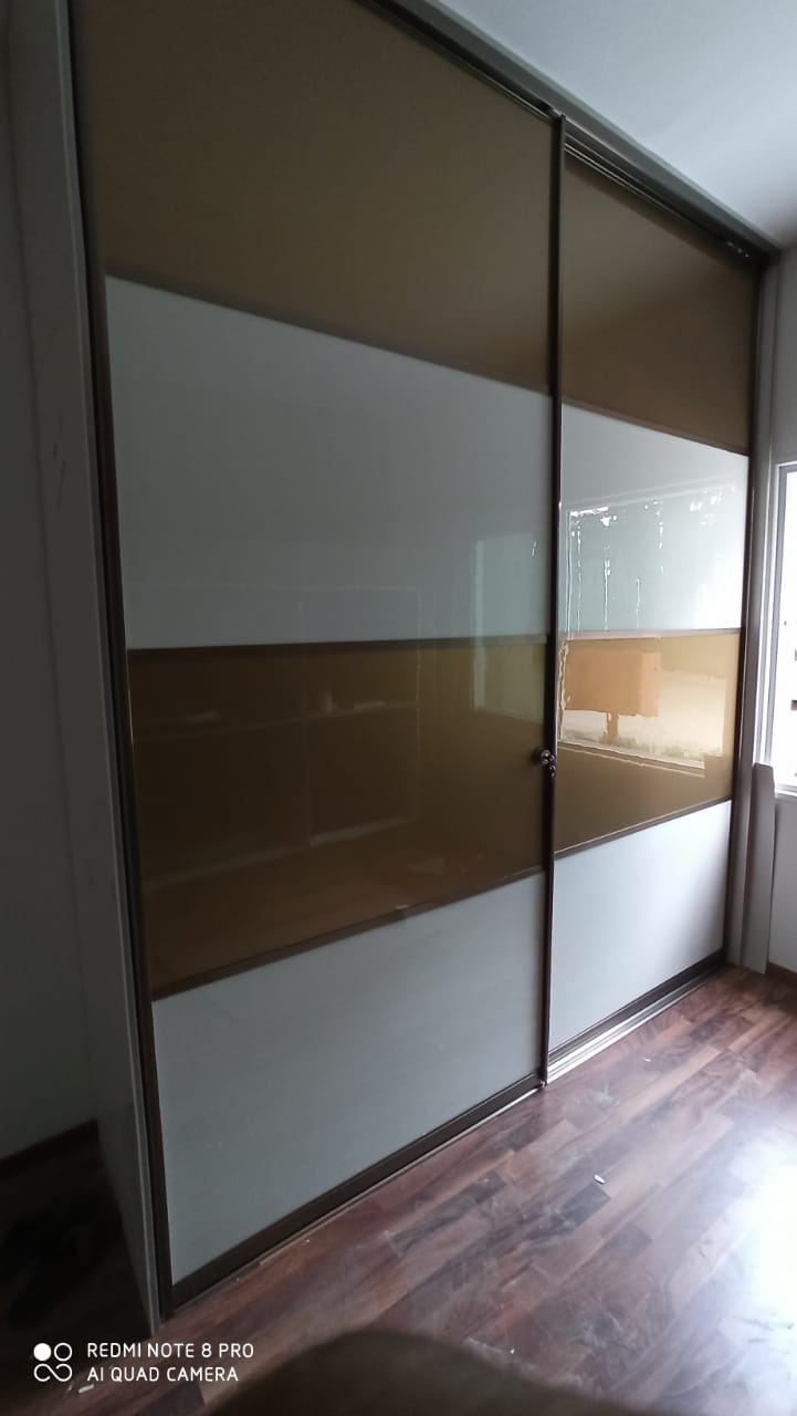 lacquer-glass-wardrobes-dealers-manufacturers-suppliers-in-noida-greater-noida-india